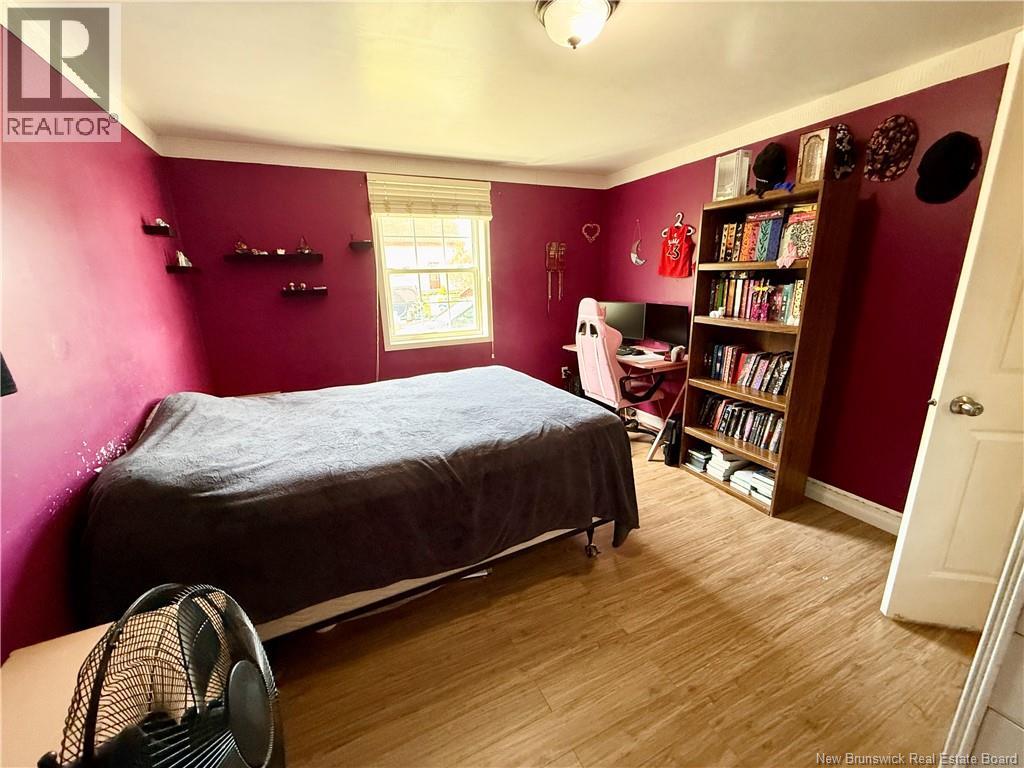 3957 Main Street - 11