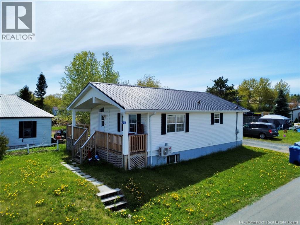 3957 Main Street - Image 25