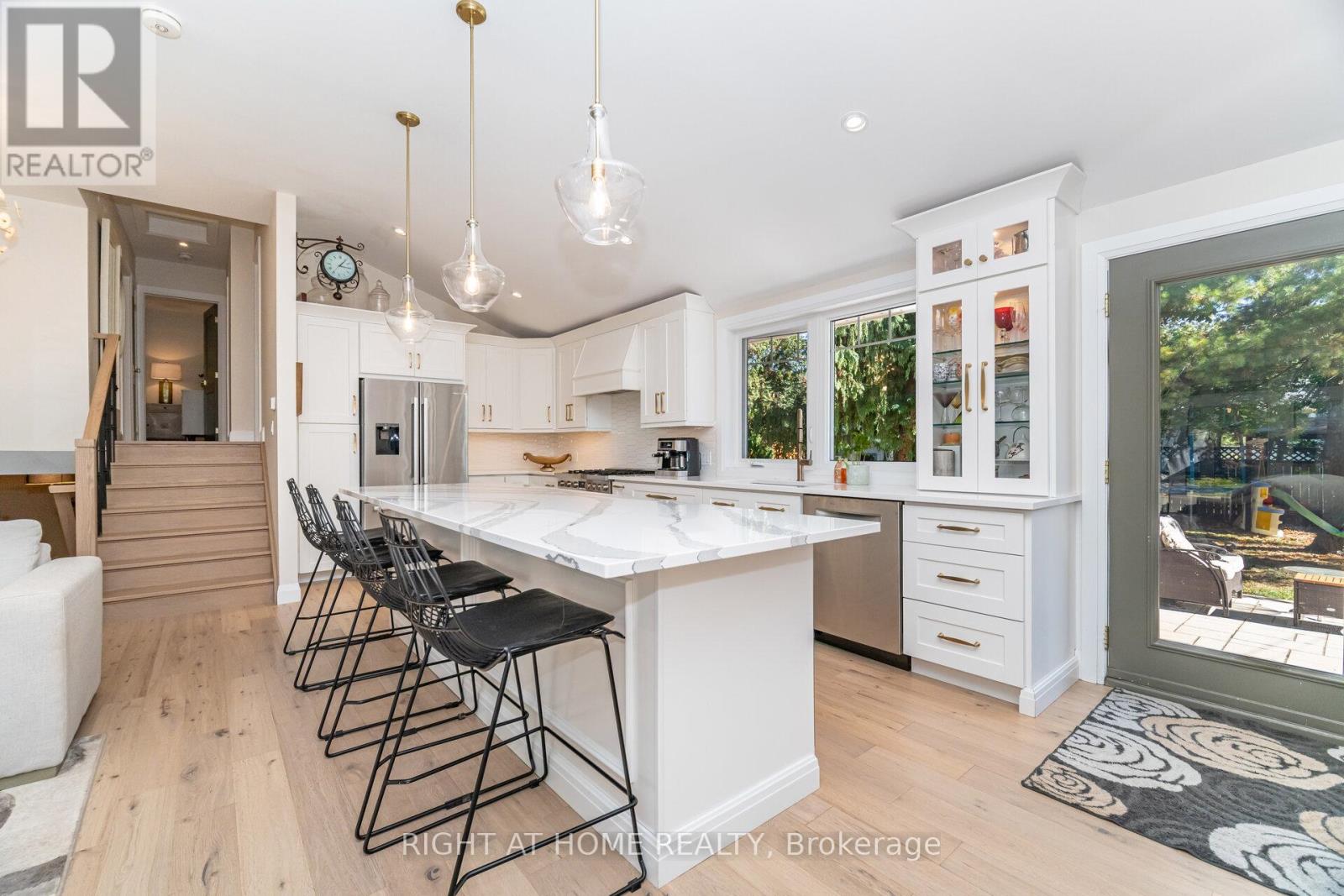 5188 CHERRYHILL CRESCENT - 19