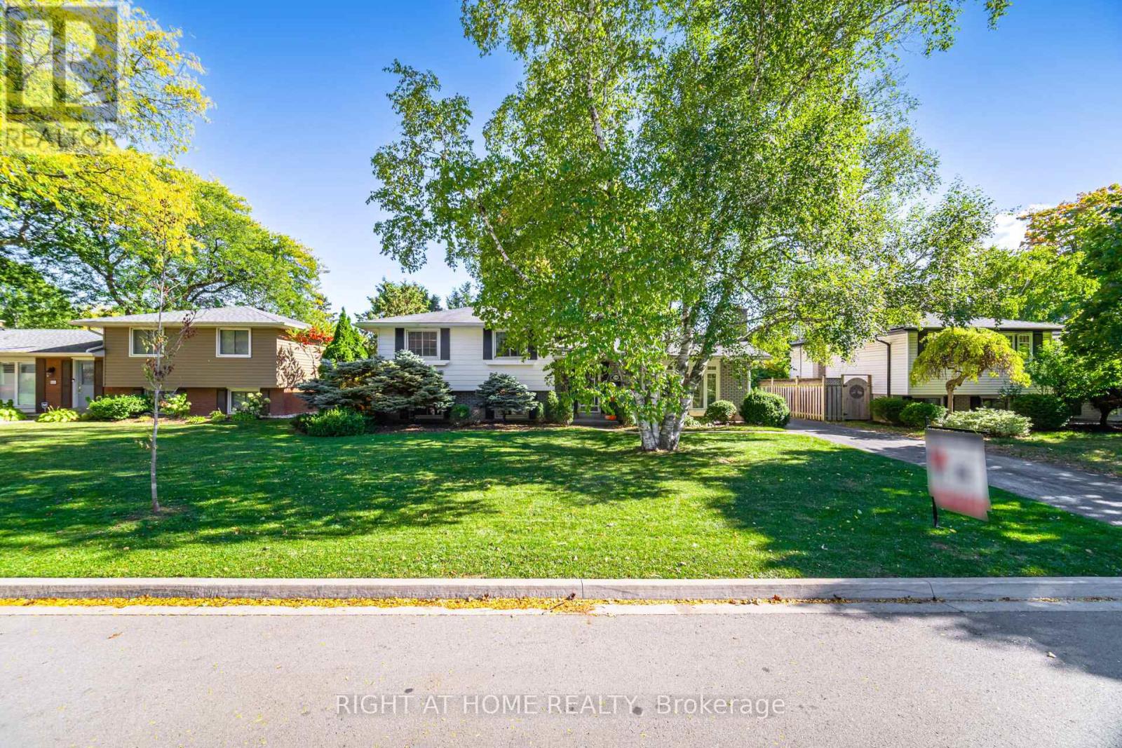 5188 CHERRYHILL CRESCENT - 2