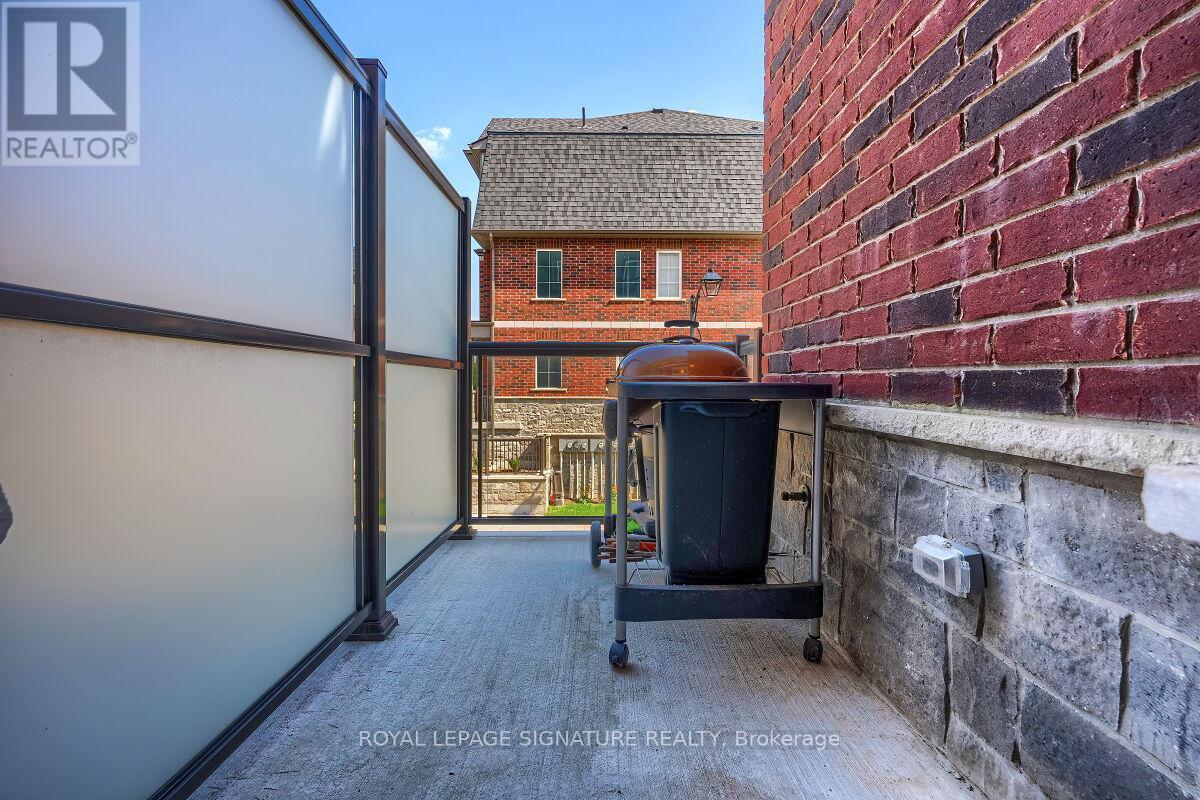 #68 445 ONTARIO STREET S - 21