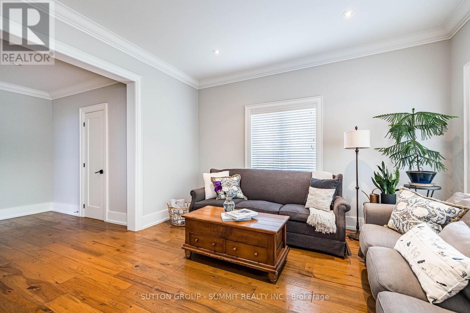 21 CUMBERLAND DRIVE - 13