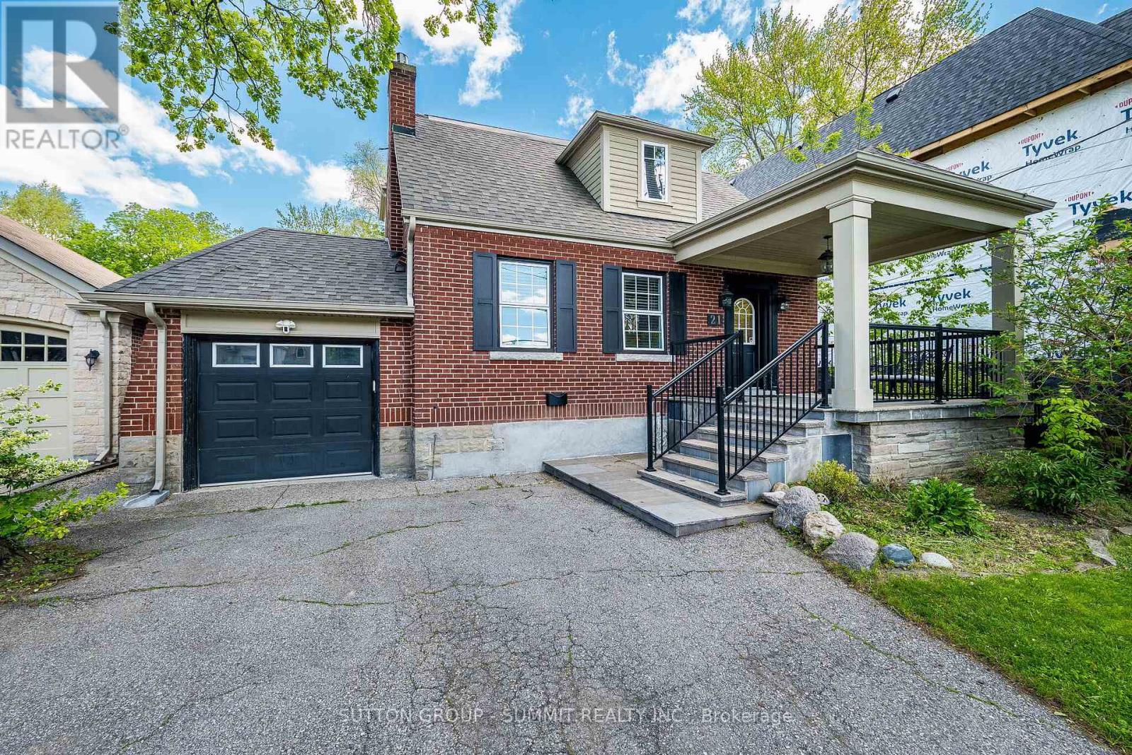 21 CUMBERLAND DRIVE - 2