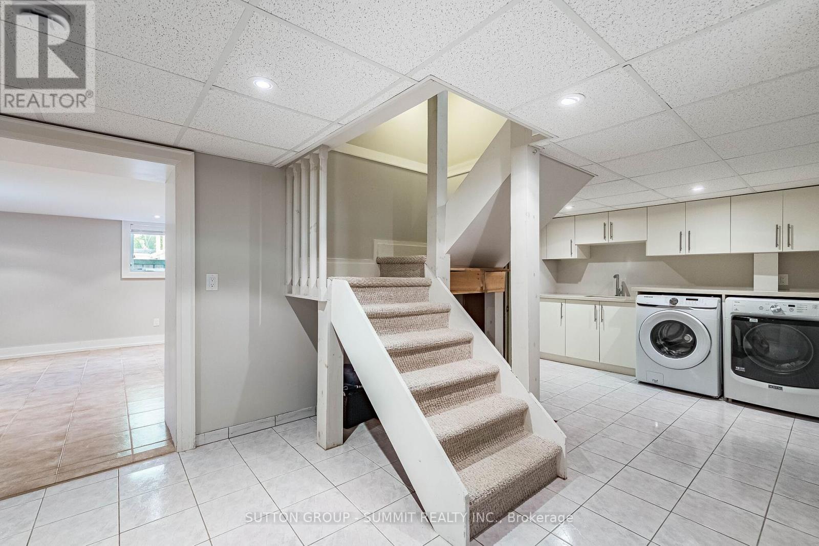 21 CUMBERLAND DRIVE - 27