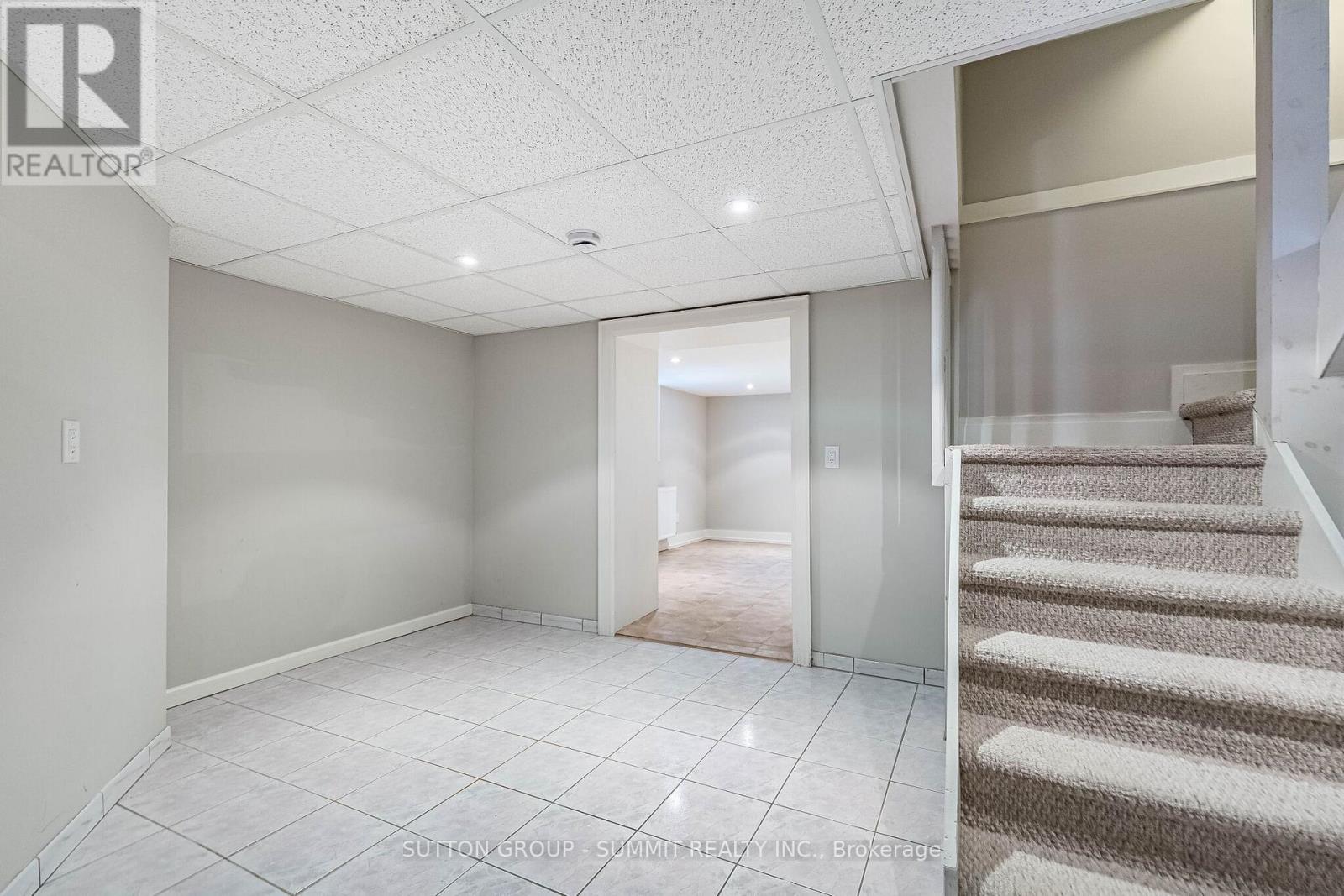 21 CUMBERLAND DRIVE - 29