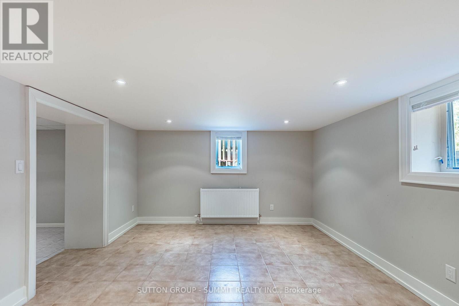 21 CUMBERLAND DRIVE - 31