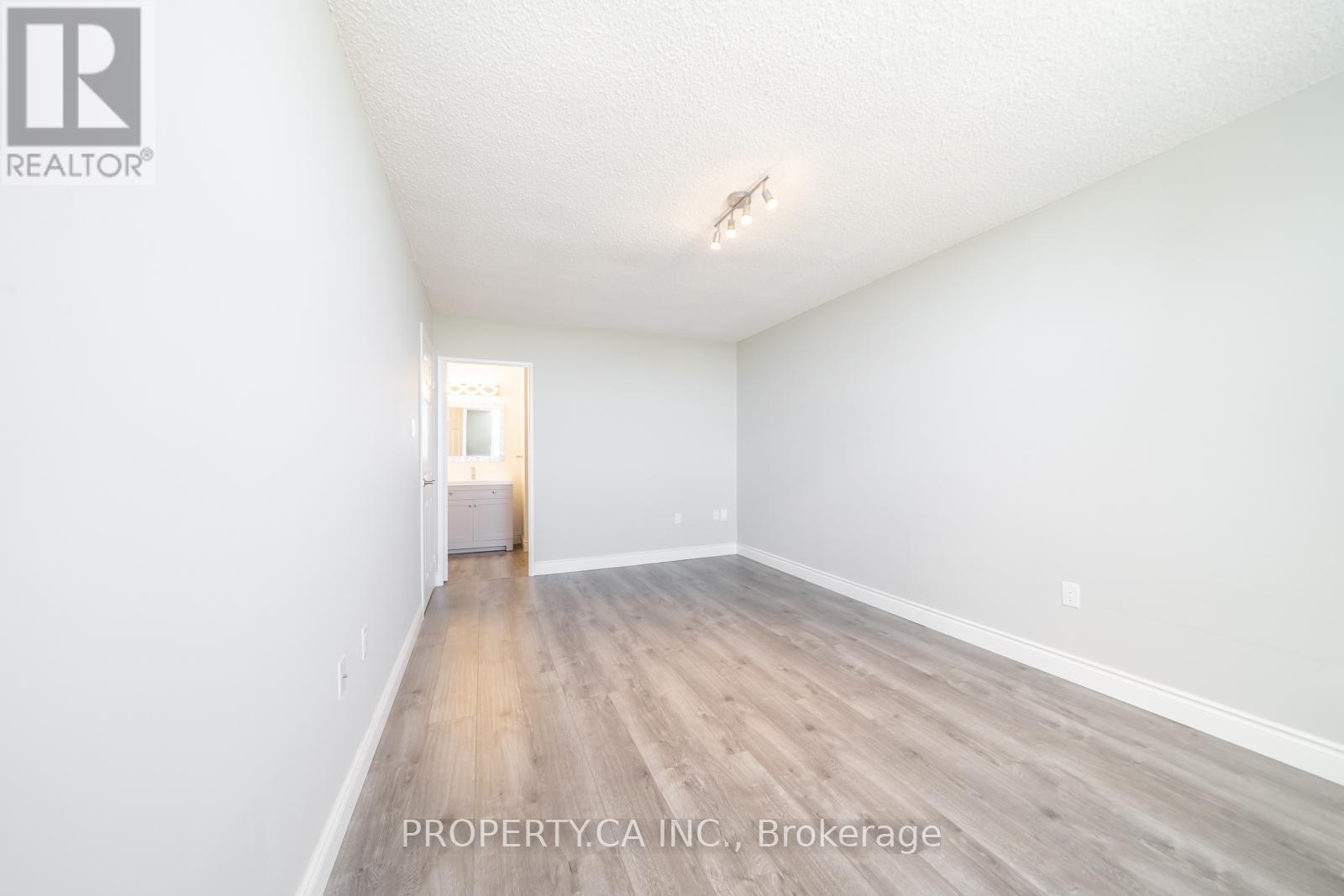 #1204 355 RATHBURN ROAD E - 21