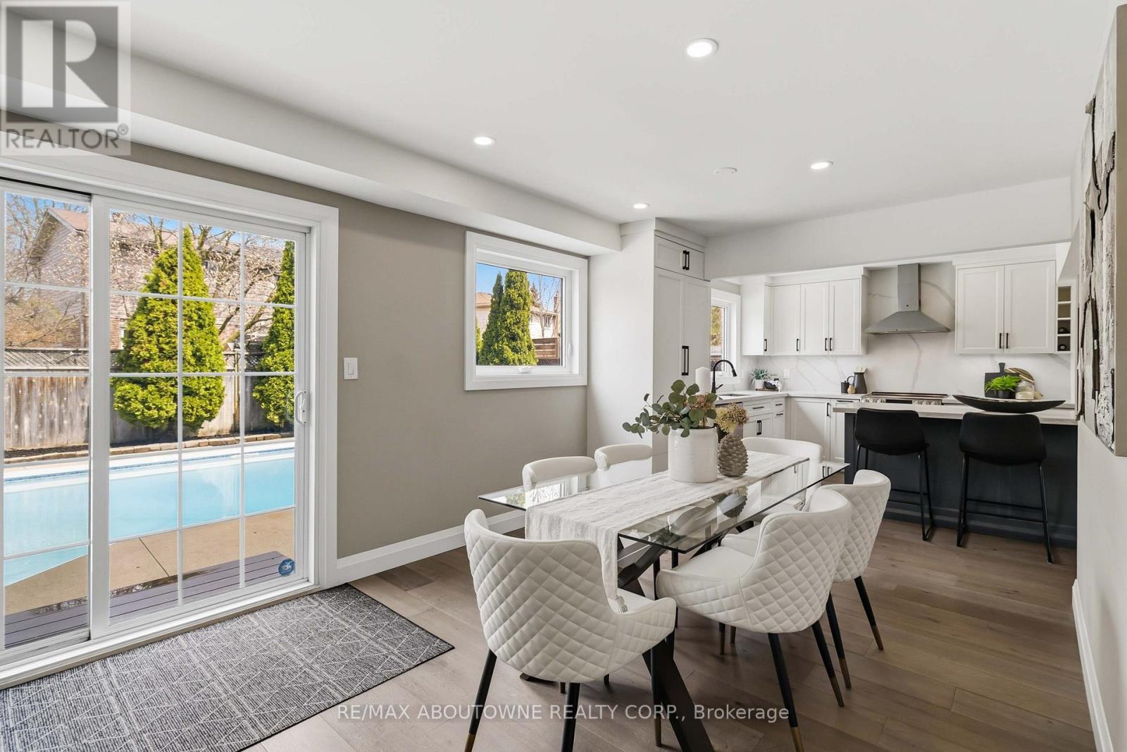 2485 WOBURN CRESCENT - 12