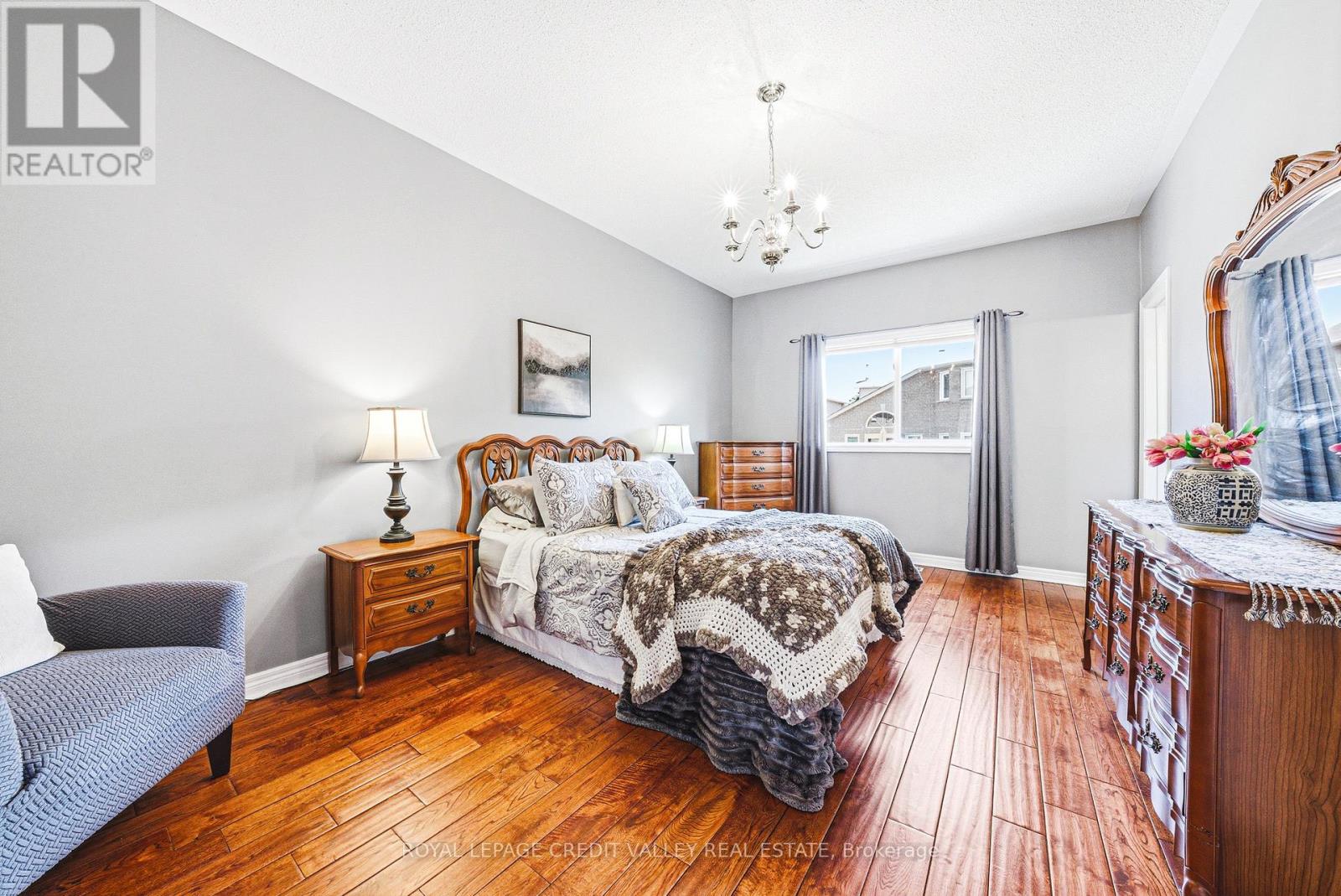 105 PINEBROOK CIRCLE - 17