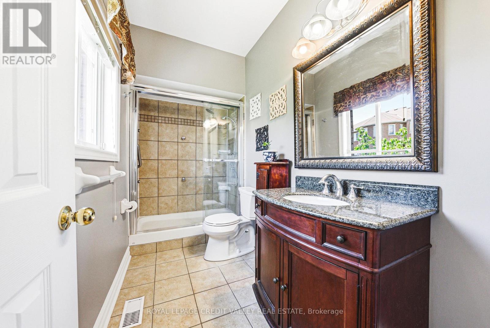 105 PINEBROOK CIRCLE - 19