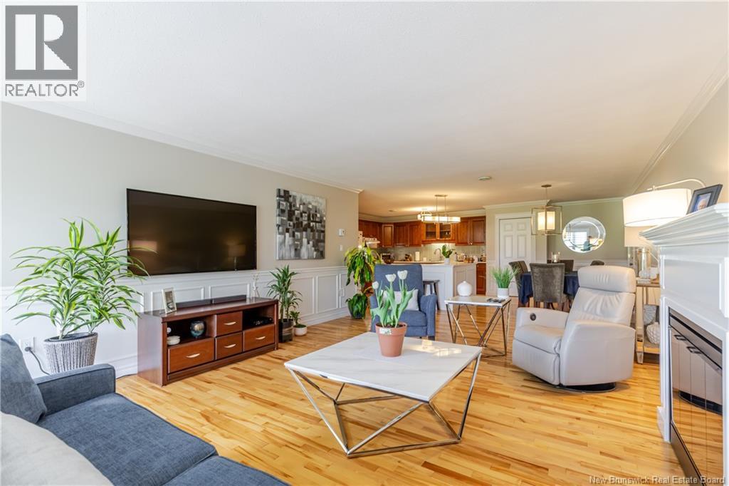 #13 185 Reynolds Street - 4