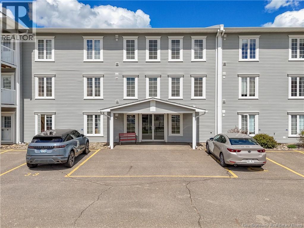 #13 185 Reynolds Street - 28