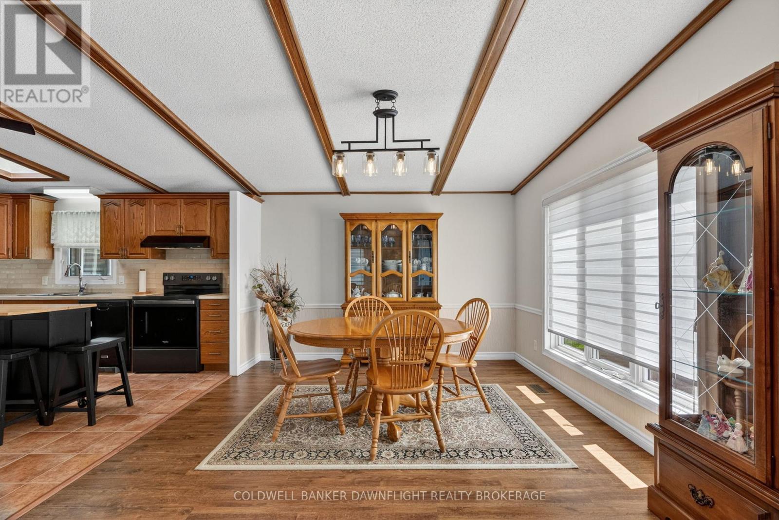 48 REDFORD DRIVE - 10