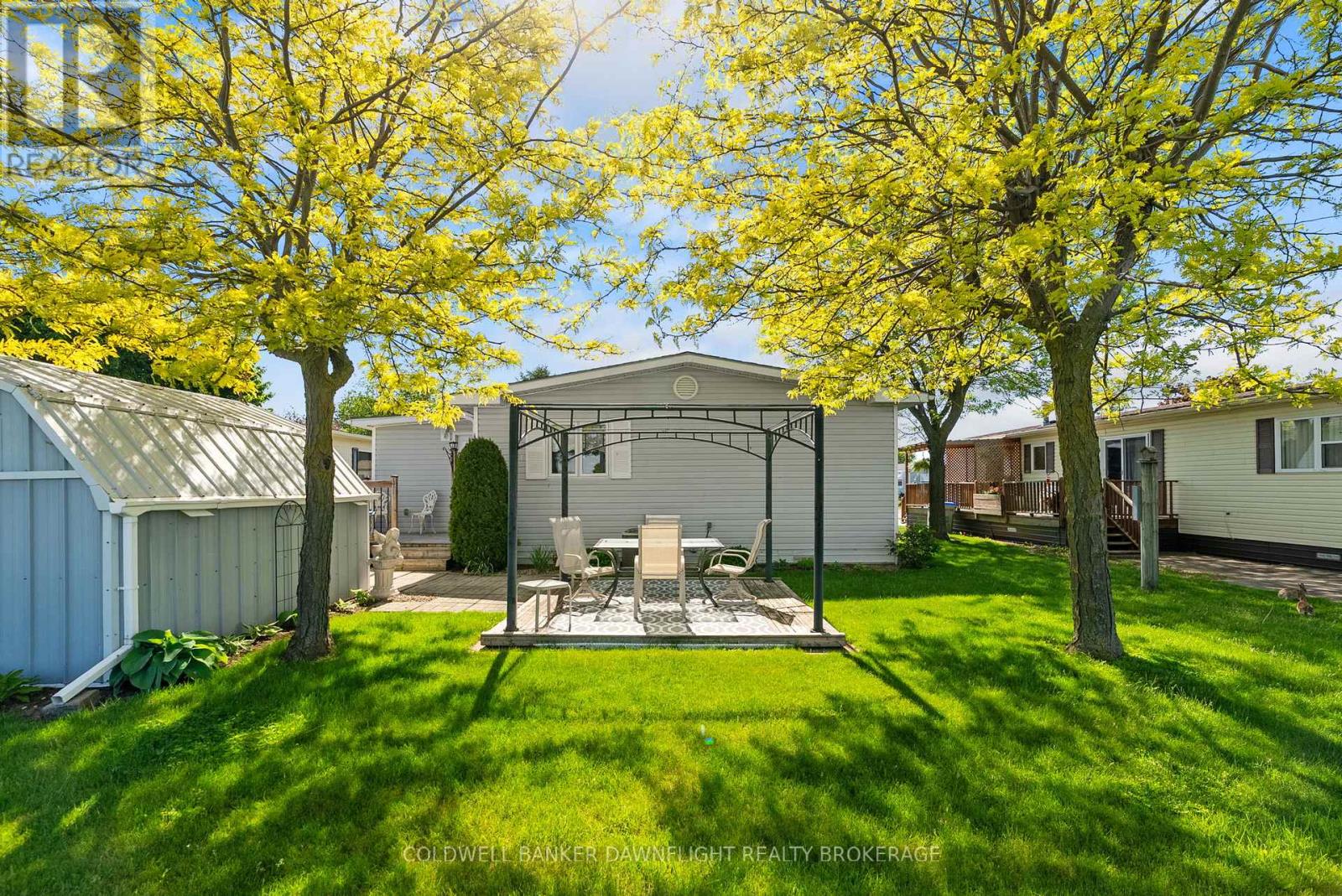 48 REDFORD DRIVE - Image 36