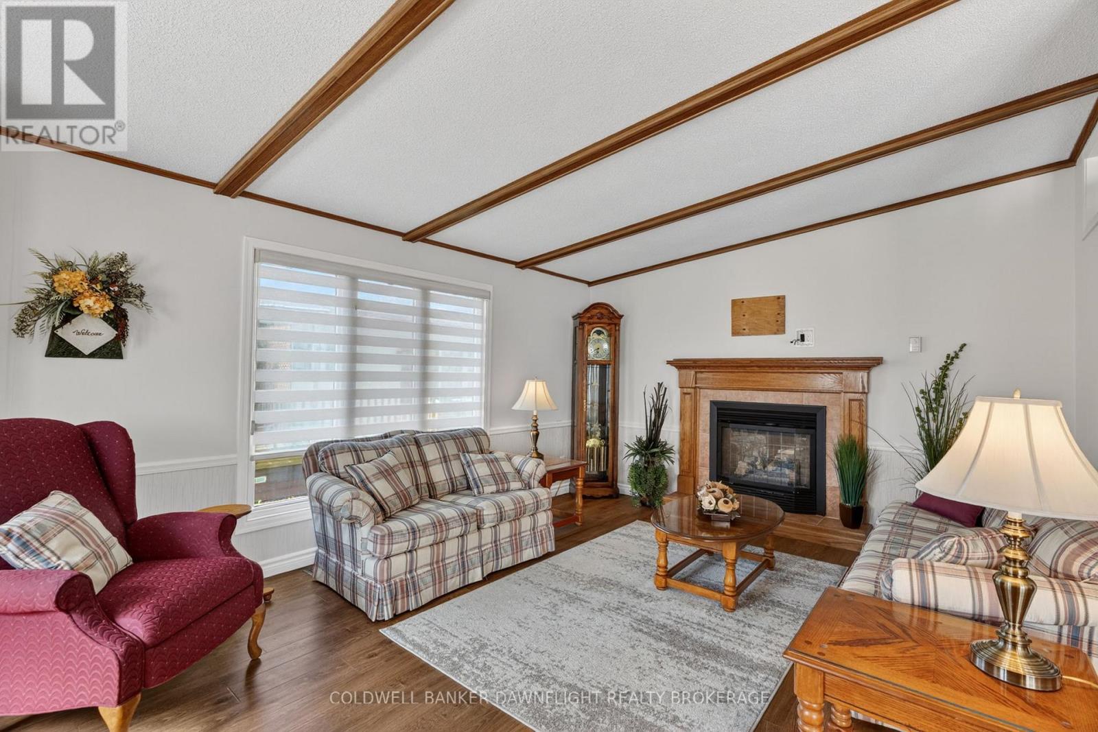 48 REDFORD DRIVE - 8