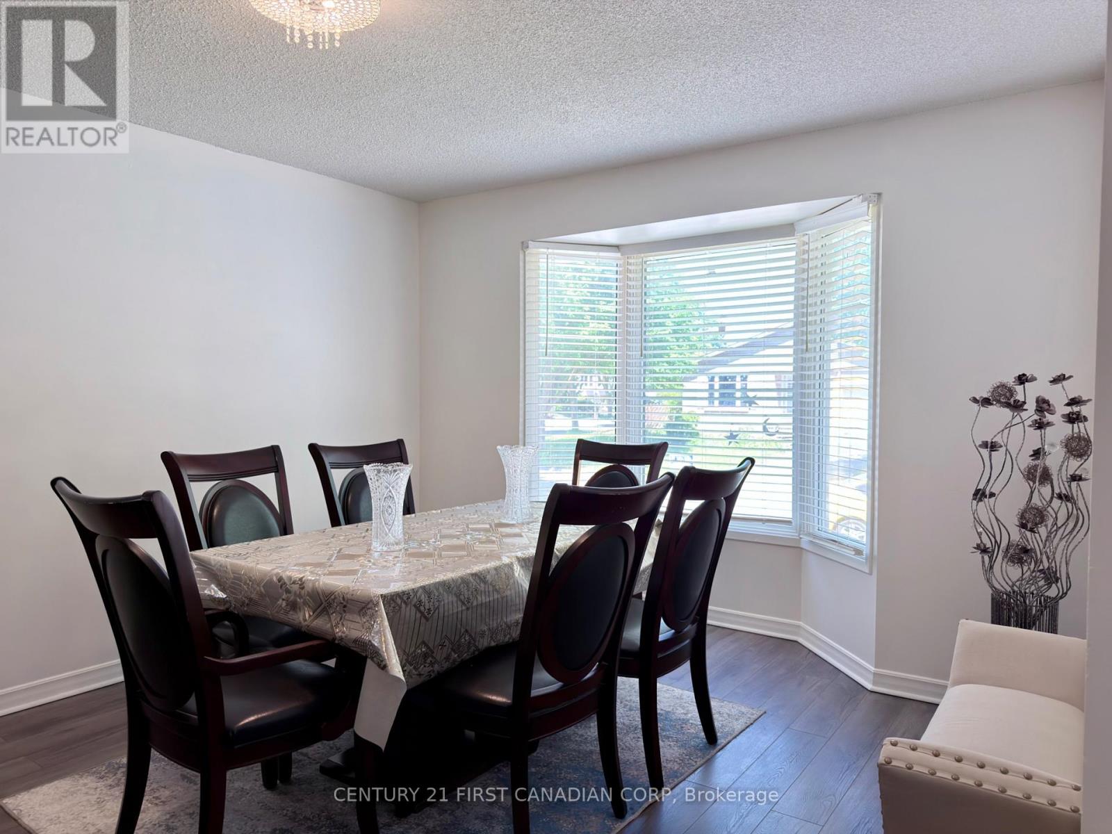 74 TUMBLEWEED CRESCENT - Image 3