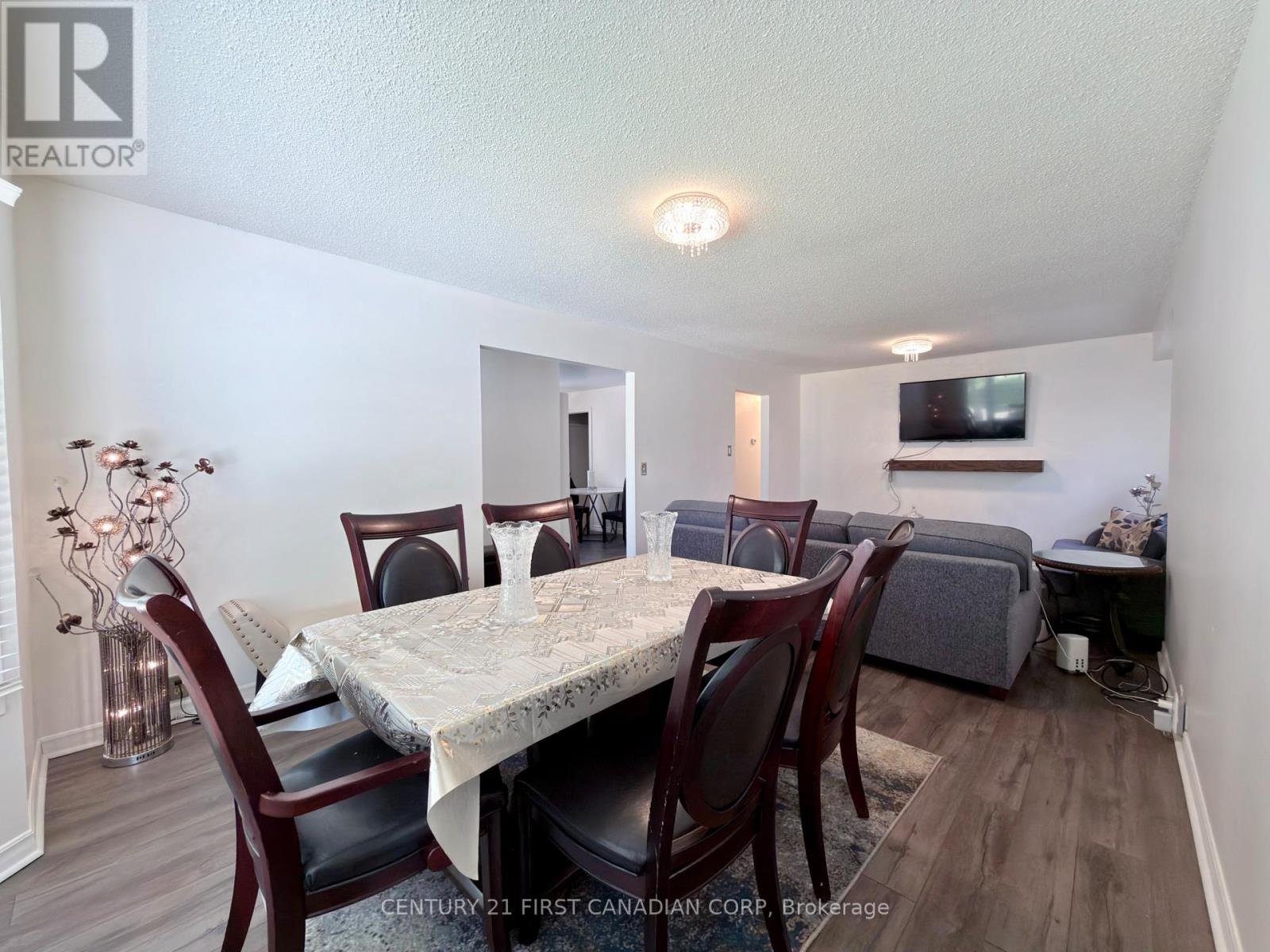 74 TUMBLEWEED CRESCENT - 5