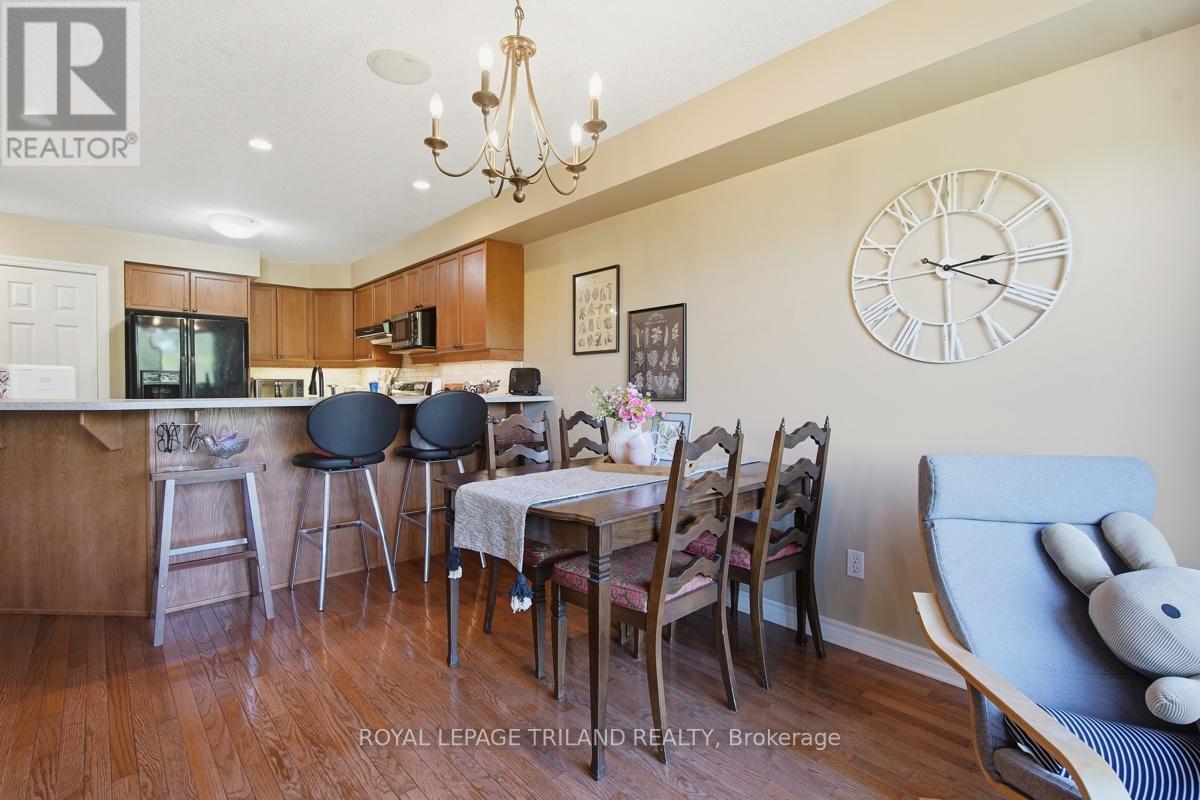 #127 600 HYDE PARK ROAD - 11