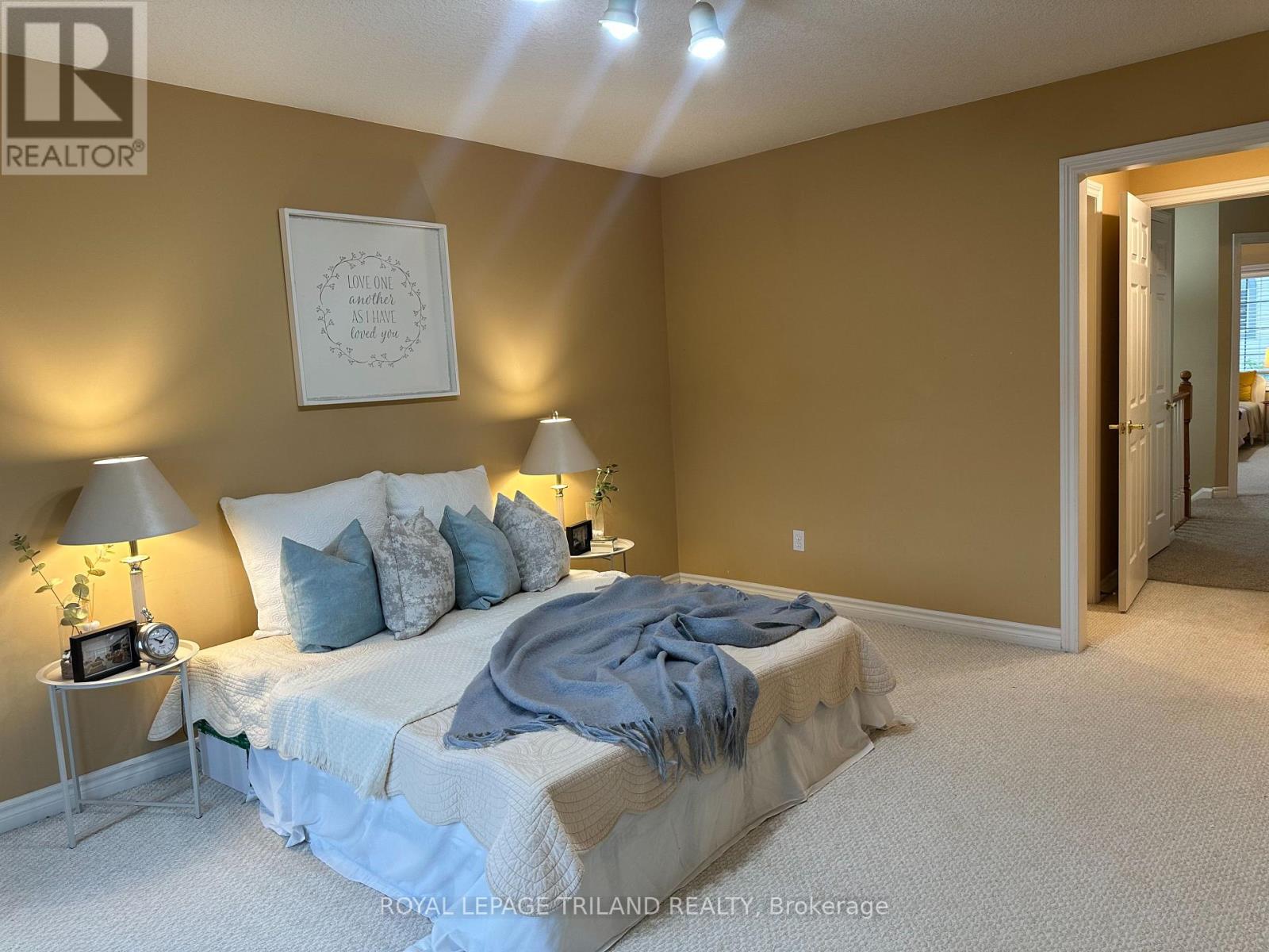 #127 600 HYDE PARK ROAD - 22