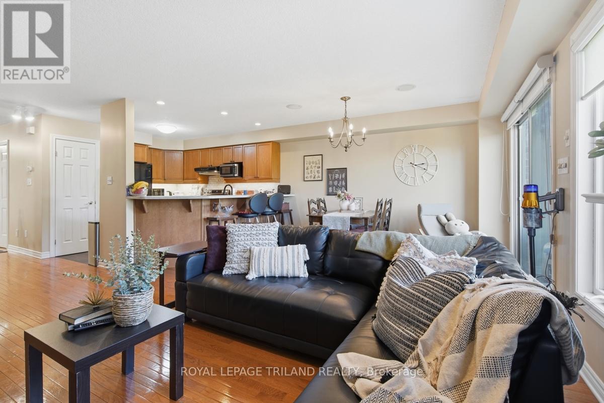 #127 600 HYDE PARK ROAD - 9