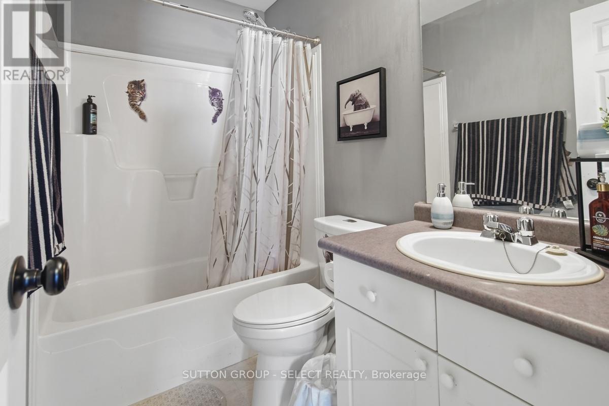 1789 DEVOS DRIVE - 27