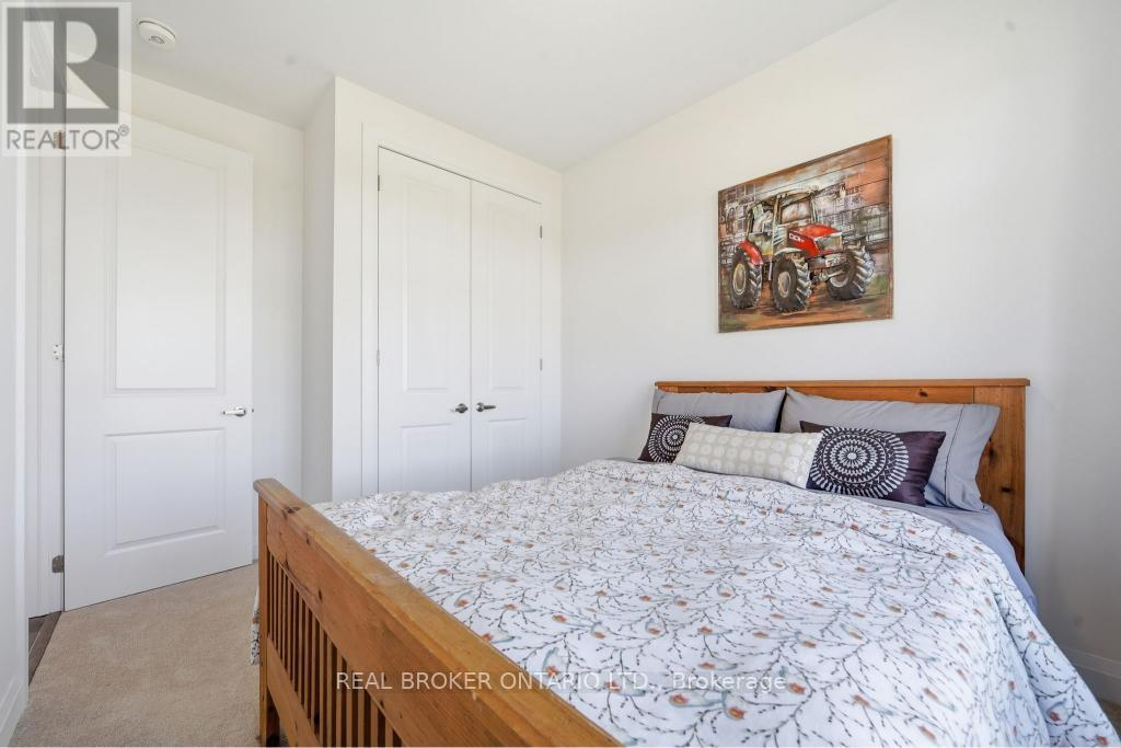 28 WELLERS WAY - 25