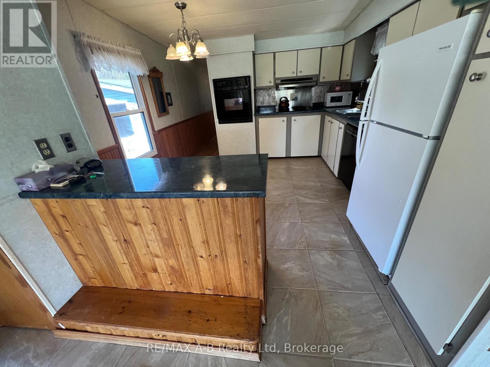 123 ASH STREET - 24