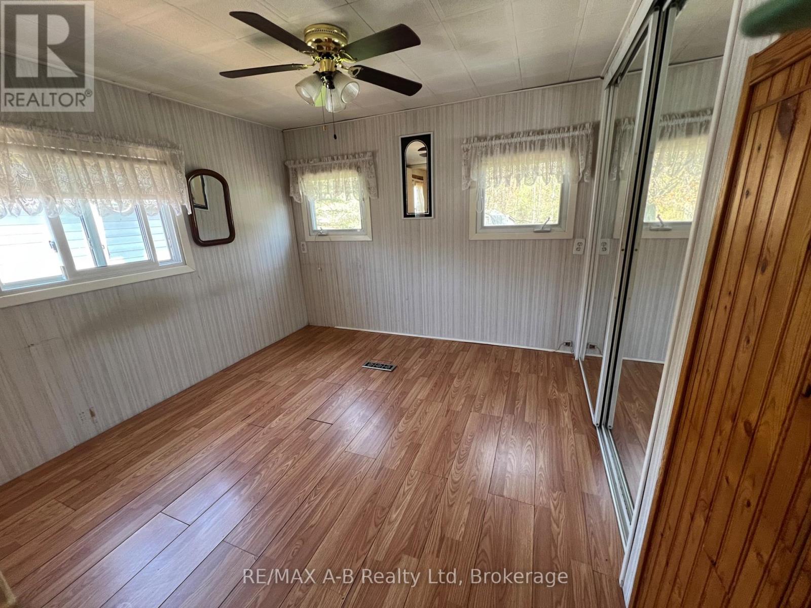 123 ASH STREET - 32