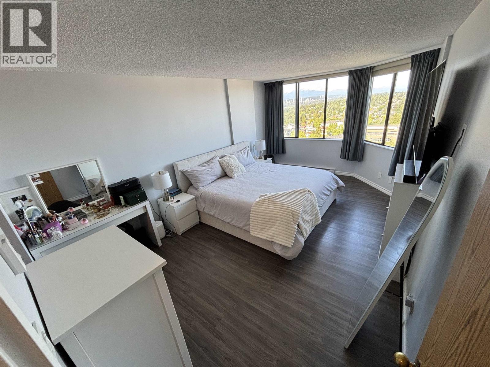 1903 6540 BURLINGTON AVENUE, Burnaby