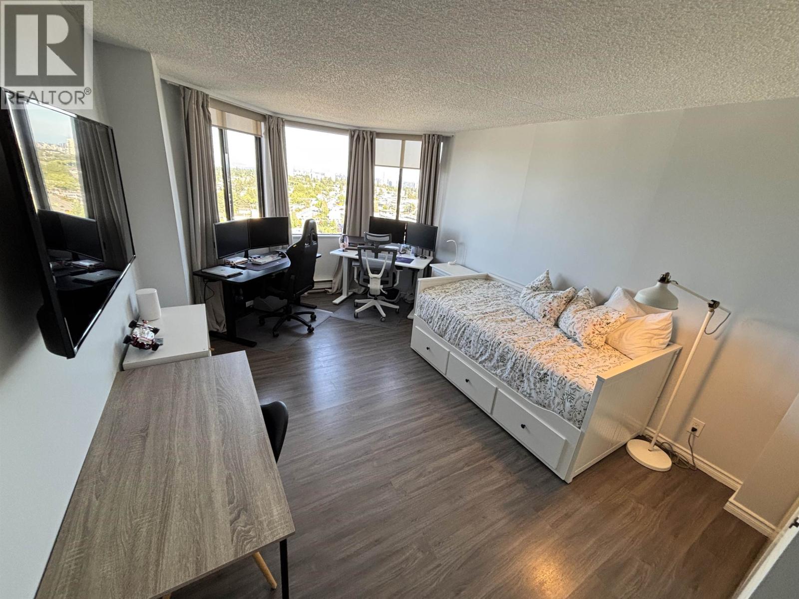 1903 6540 BURLINGTON AVENUE, Burnaby
