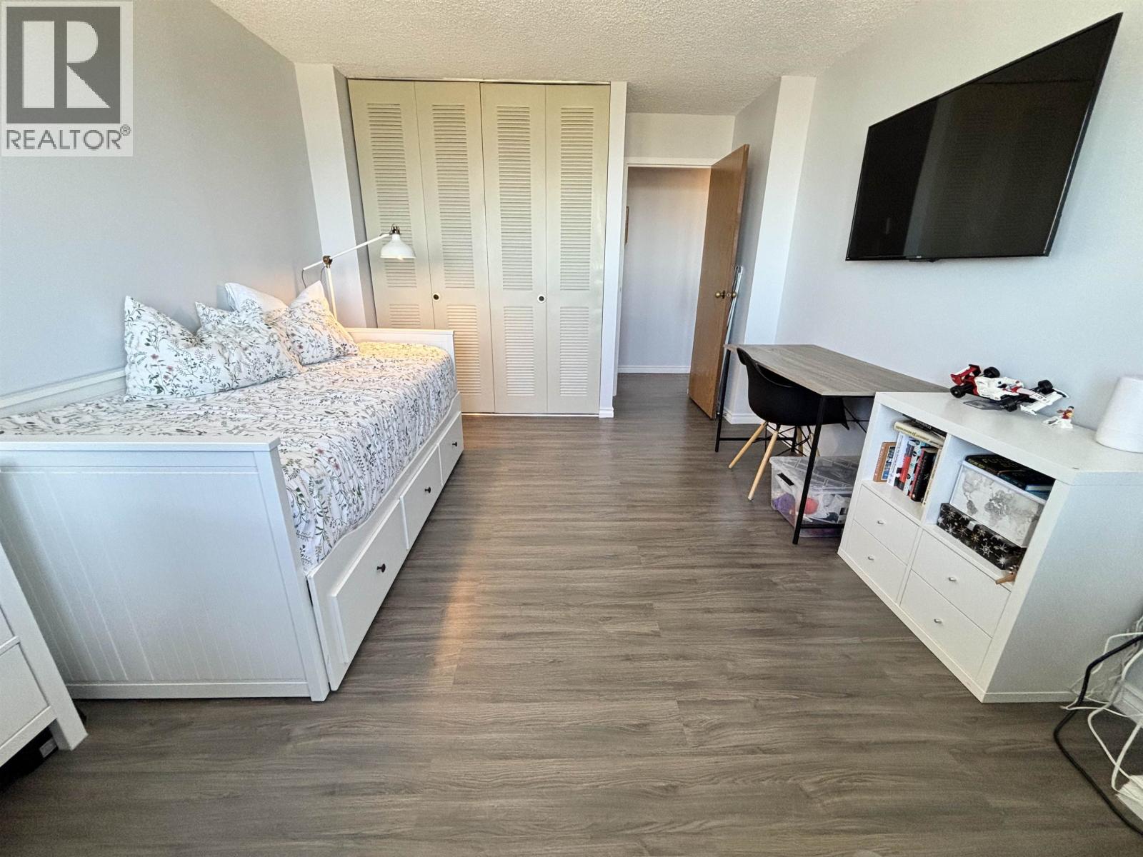 1903 6540 BURLINGTON AVENUE, Burnaby
