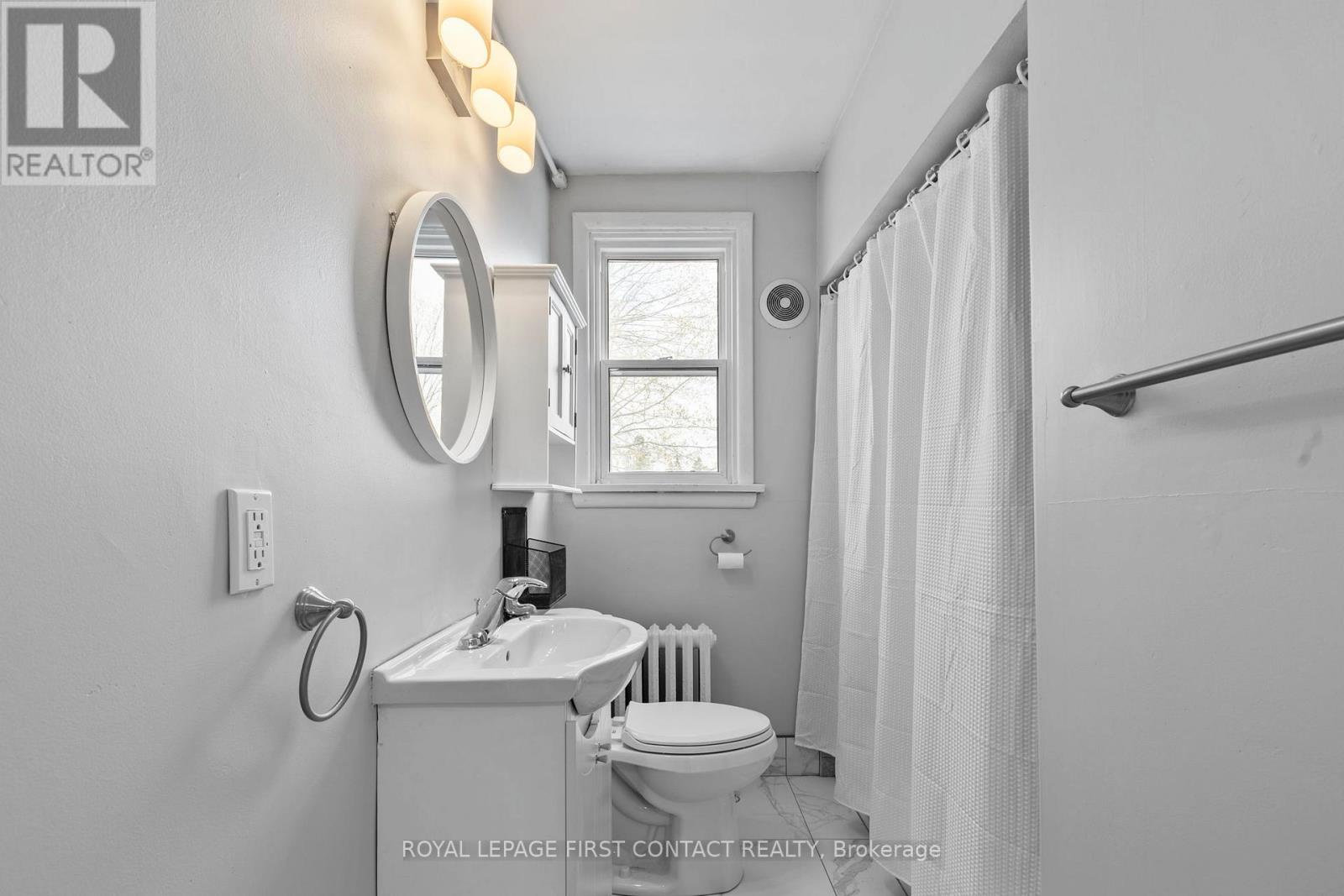 134 NAPIER STREET - 18