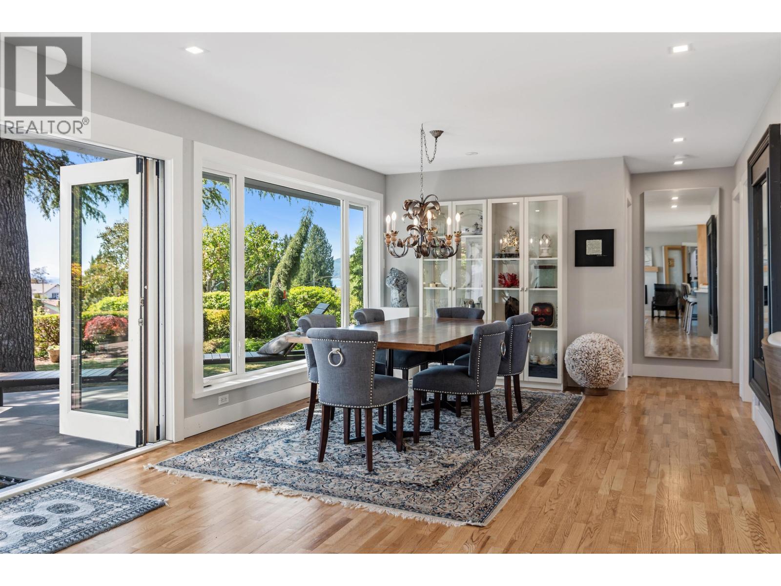 4632 WHITAKER ROAD, Sechelt