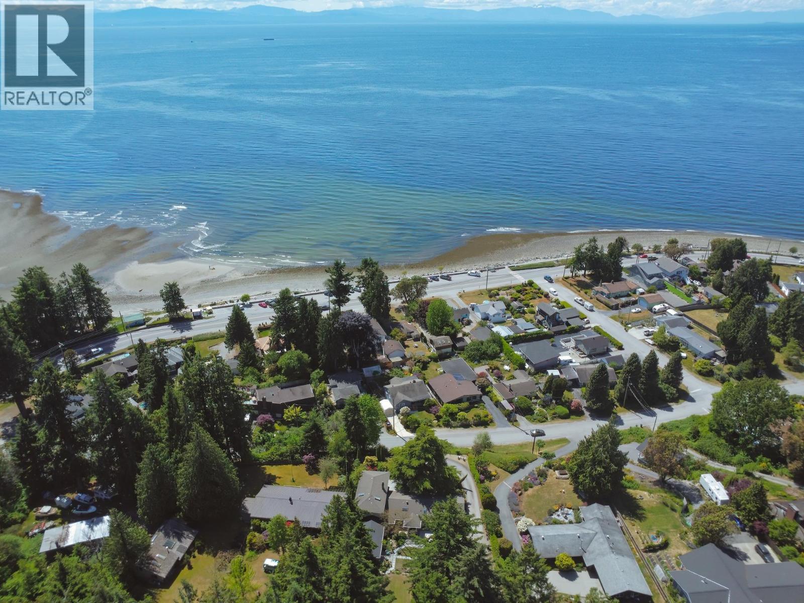 4632 WHITAKER ROAD, Sechelt