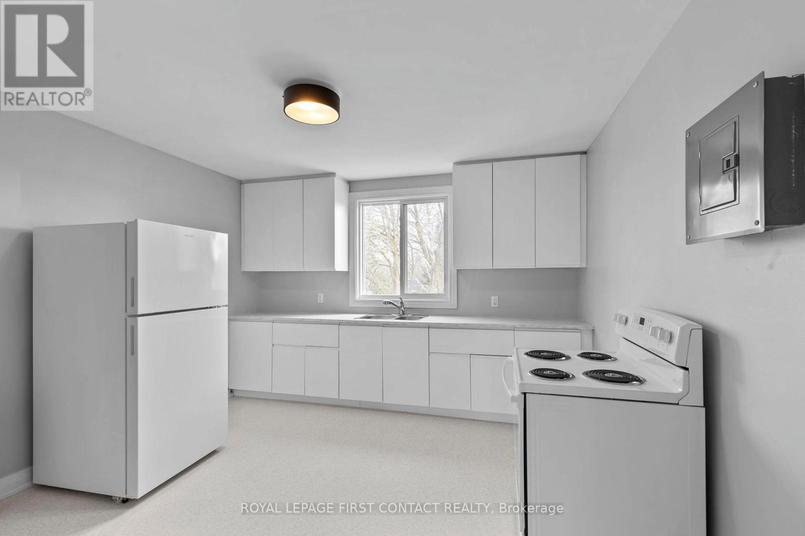 134 NAPIER STREET - 9