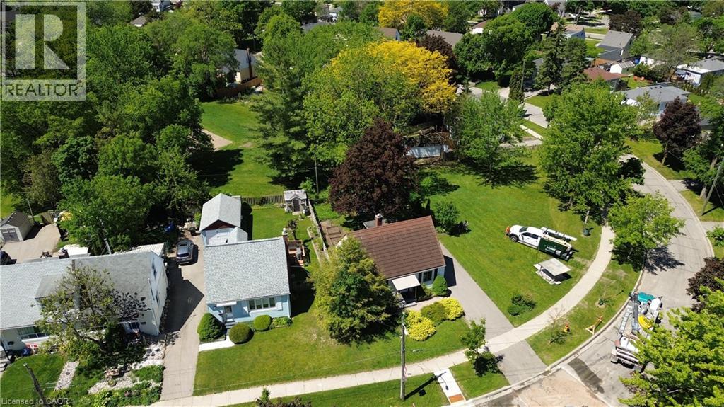 59 LORNE Crescent - 32