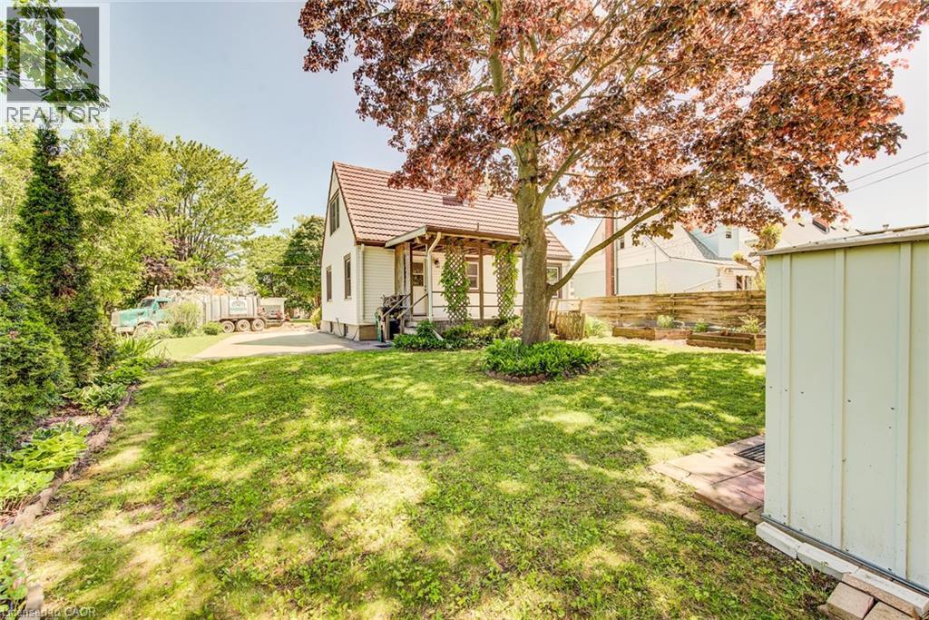 59 LORNE Crescent - 36