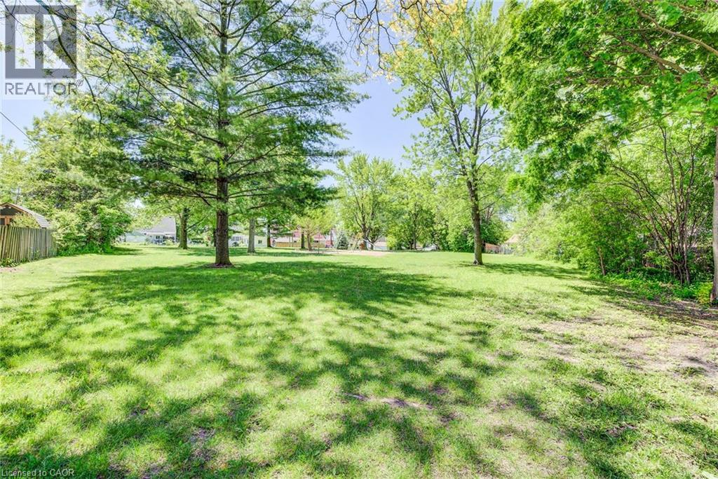 59 LORNE Crescent - 43