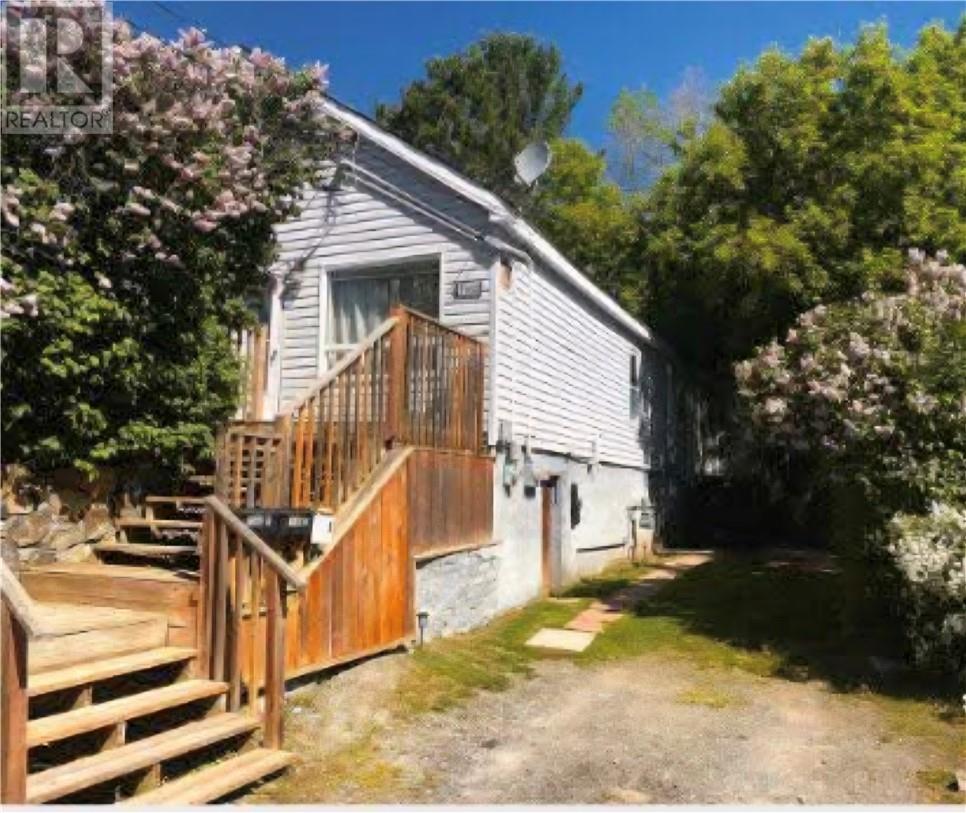 1560 Weller Street - 1