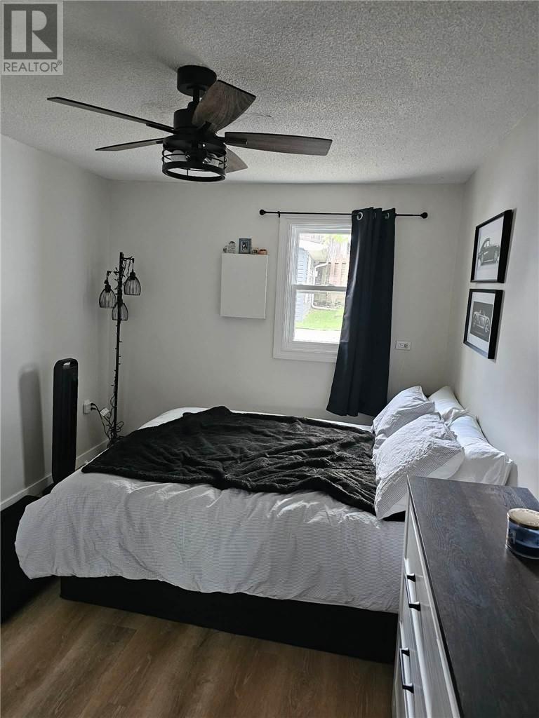 1560 Weller Street - 5