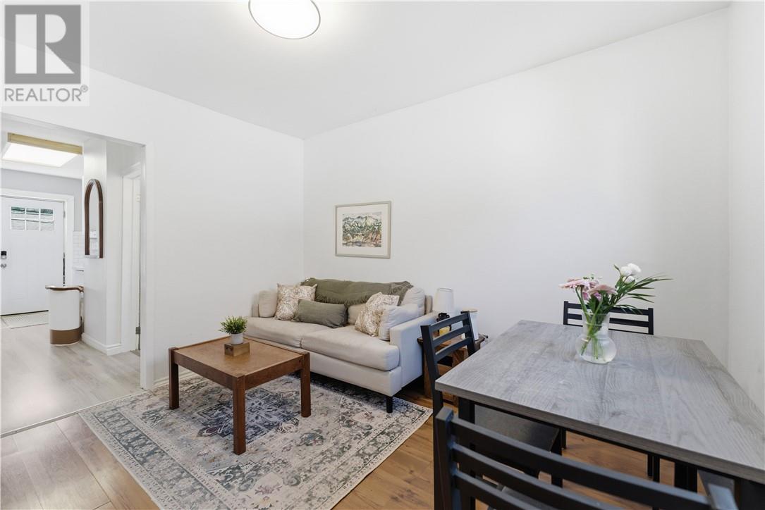 216 Bond Street - 33