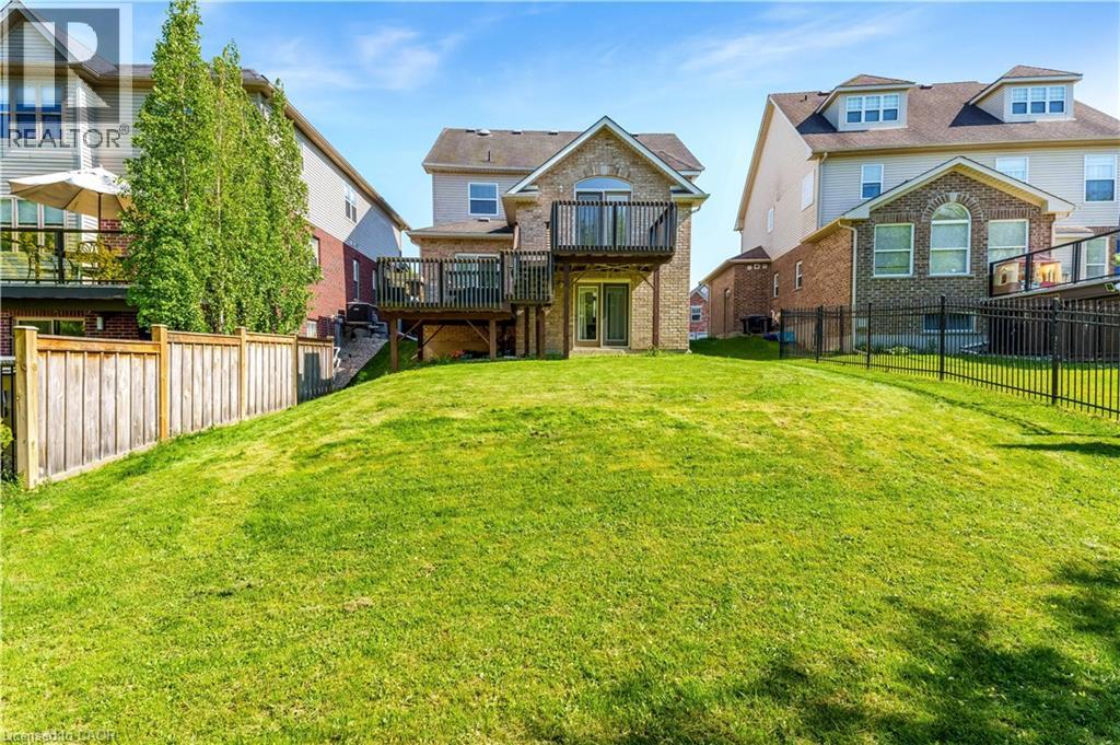 27 TREMAINE Drive - 42
