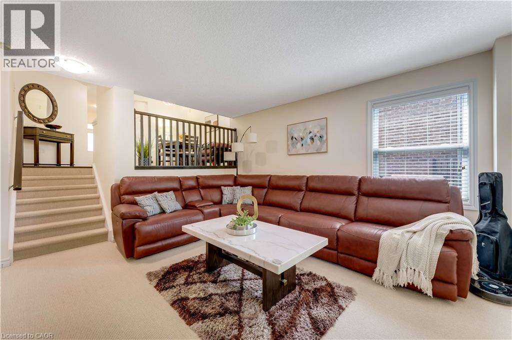 27 TREMAINE Drive - 9