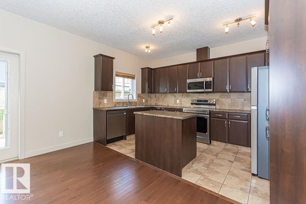#8 450 MCCONACHIE WY NW - 10
