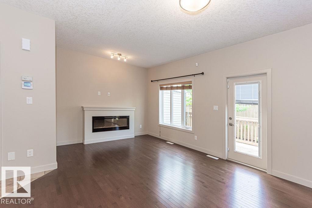 #8 450 MCCONACHIE WY NW - 7