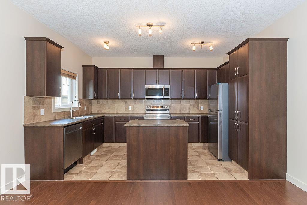 #8 450 MCCONACHIE WY NW - 9