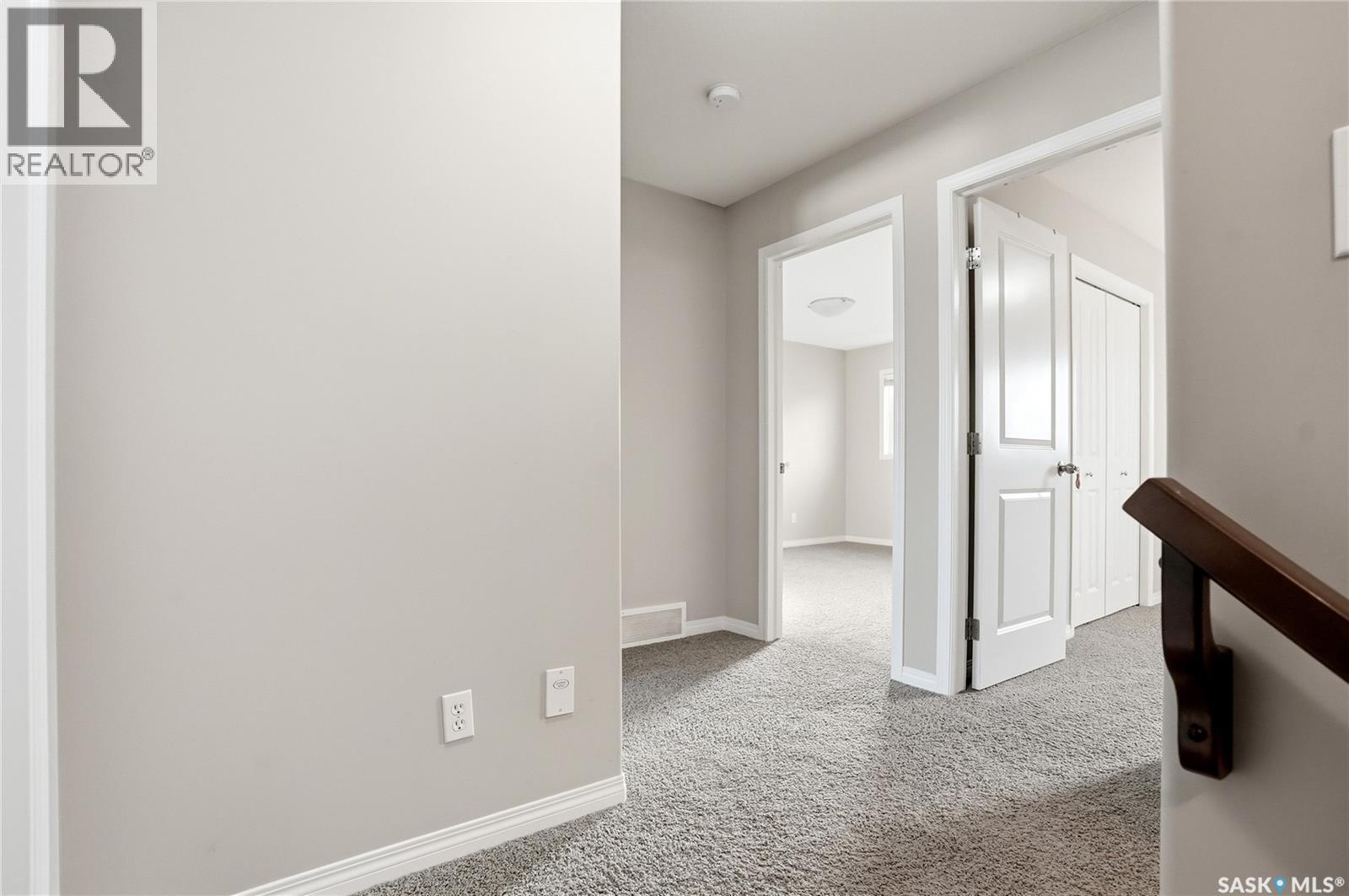#2 547 East Hampton BOULEVARD - 20