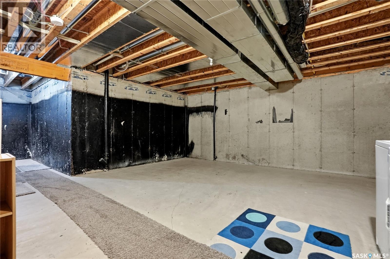 #2 547 East Hampton BOULEVARD - 36