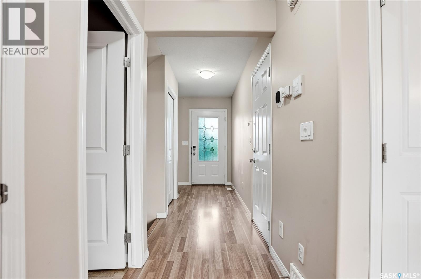#2 547 East Hampton BOULEVARD - 4