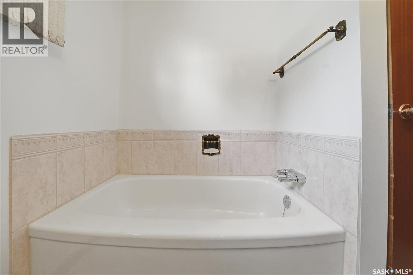 2705 37th STREET W - 12